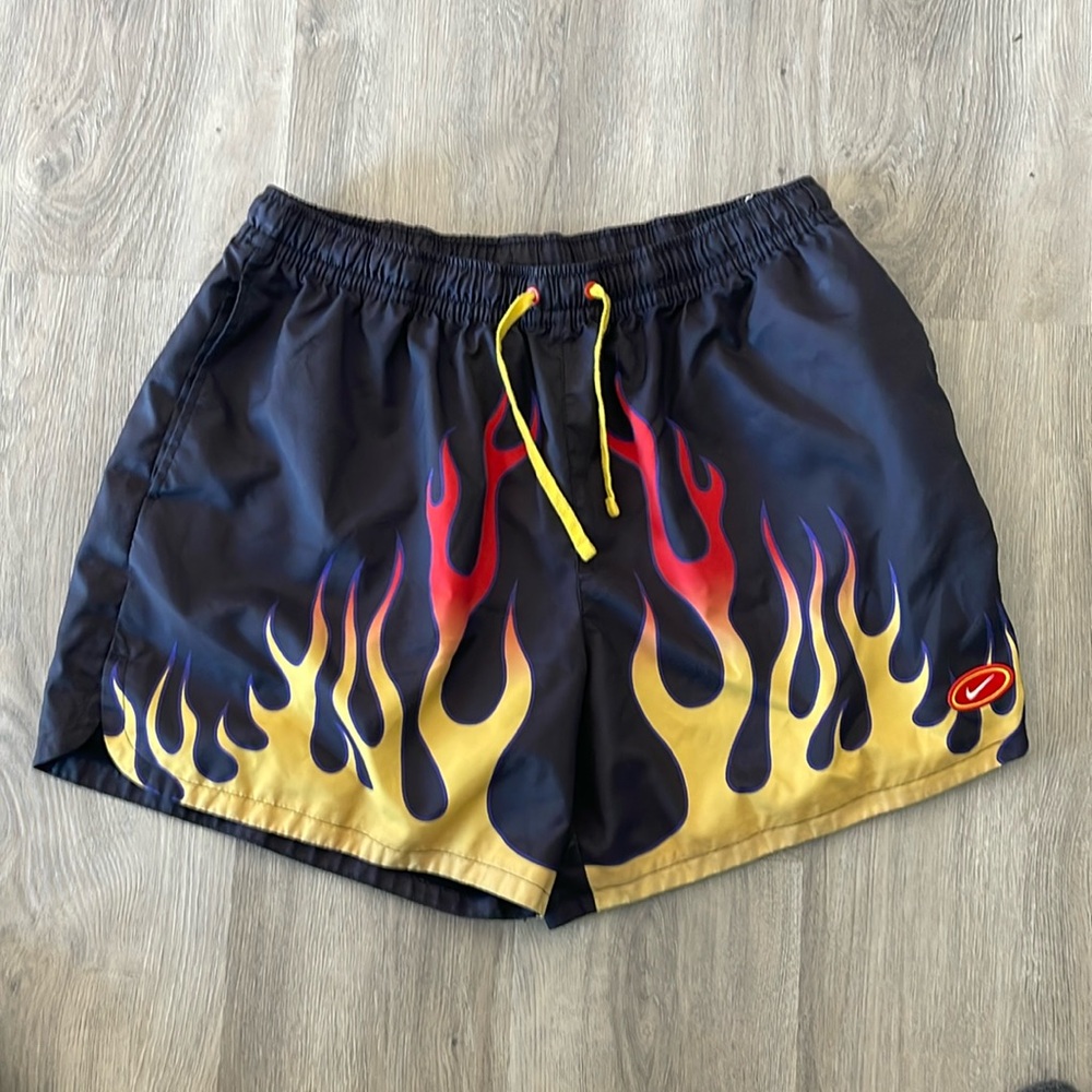 Nike men’s short multicolor size xxl